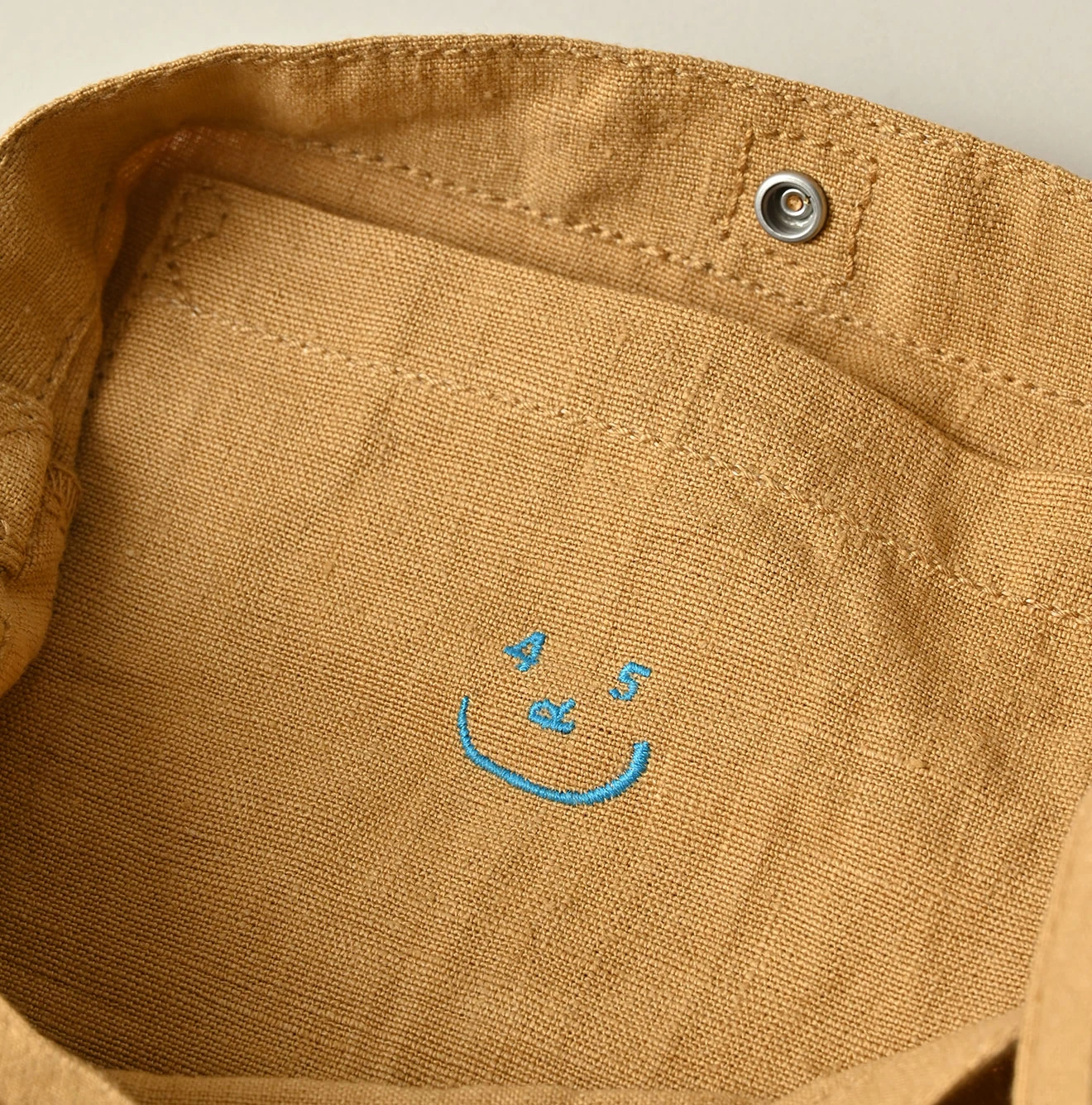 45R(フォーティファイブアール) |インドリネンナスッピー君プリントの45星トート（小）