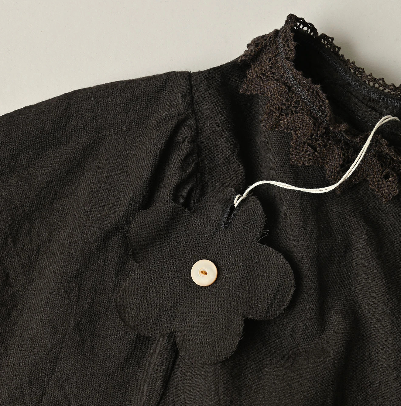 45R(フォーティファイブアール) |インドカディのピンタックレースブラウス