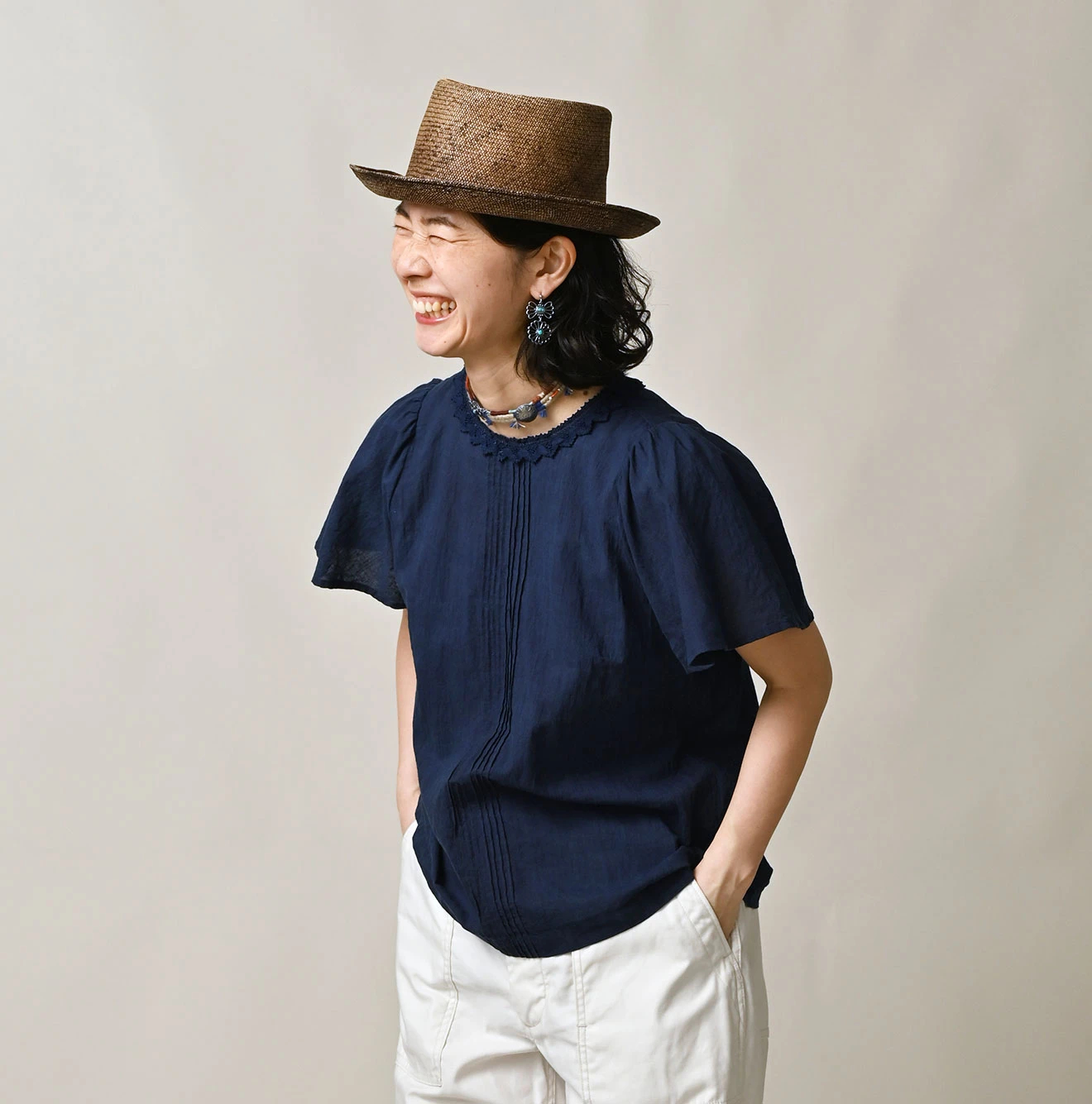 45R(フォーティファイブアール) |インドカディのピンタックレースブラウス（藍）