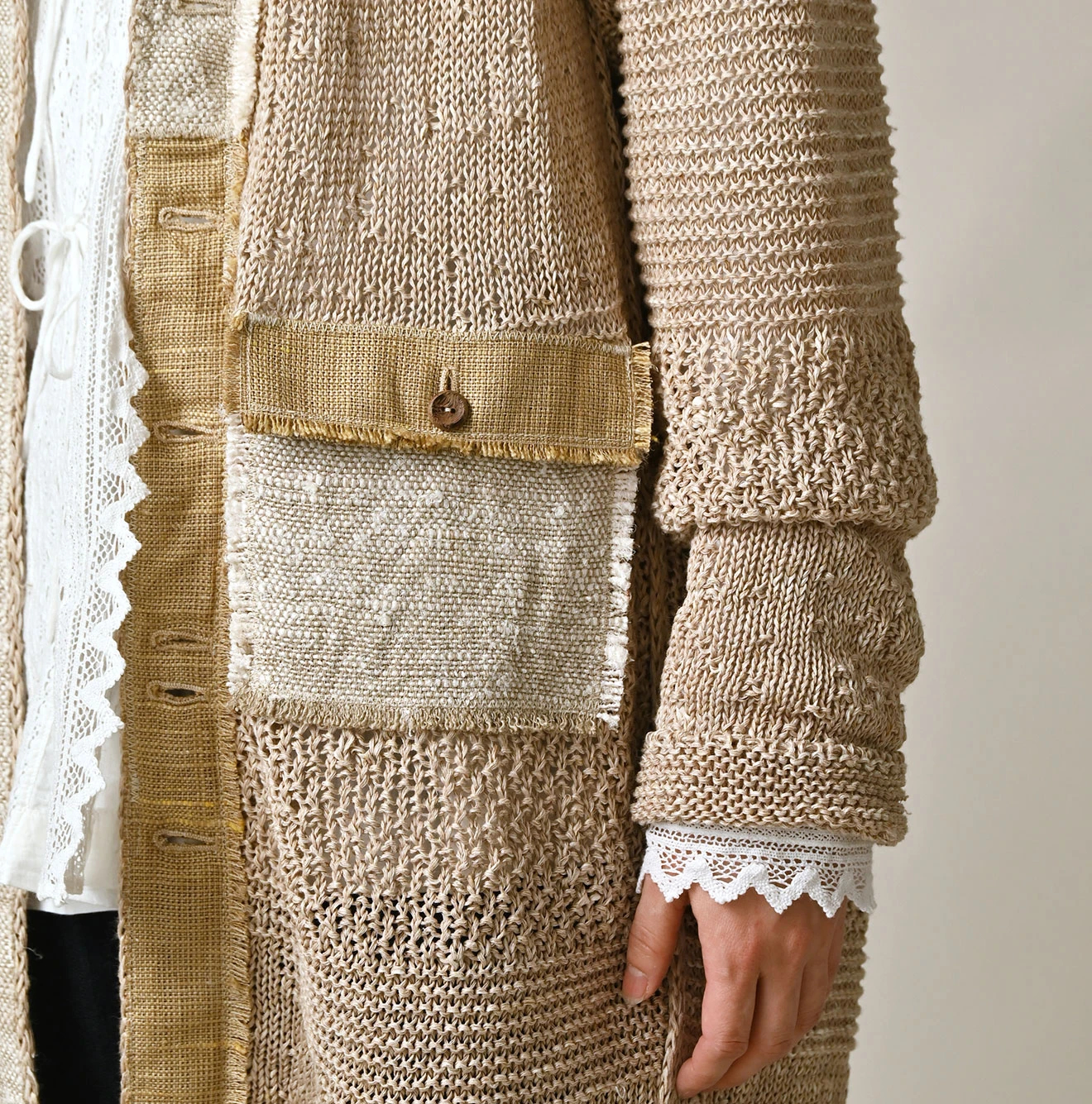 45R(フォーティファイブアール) |リネンギマのパッチワークロングカーディガン（ホワイトトップ）