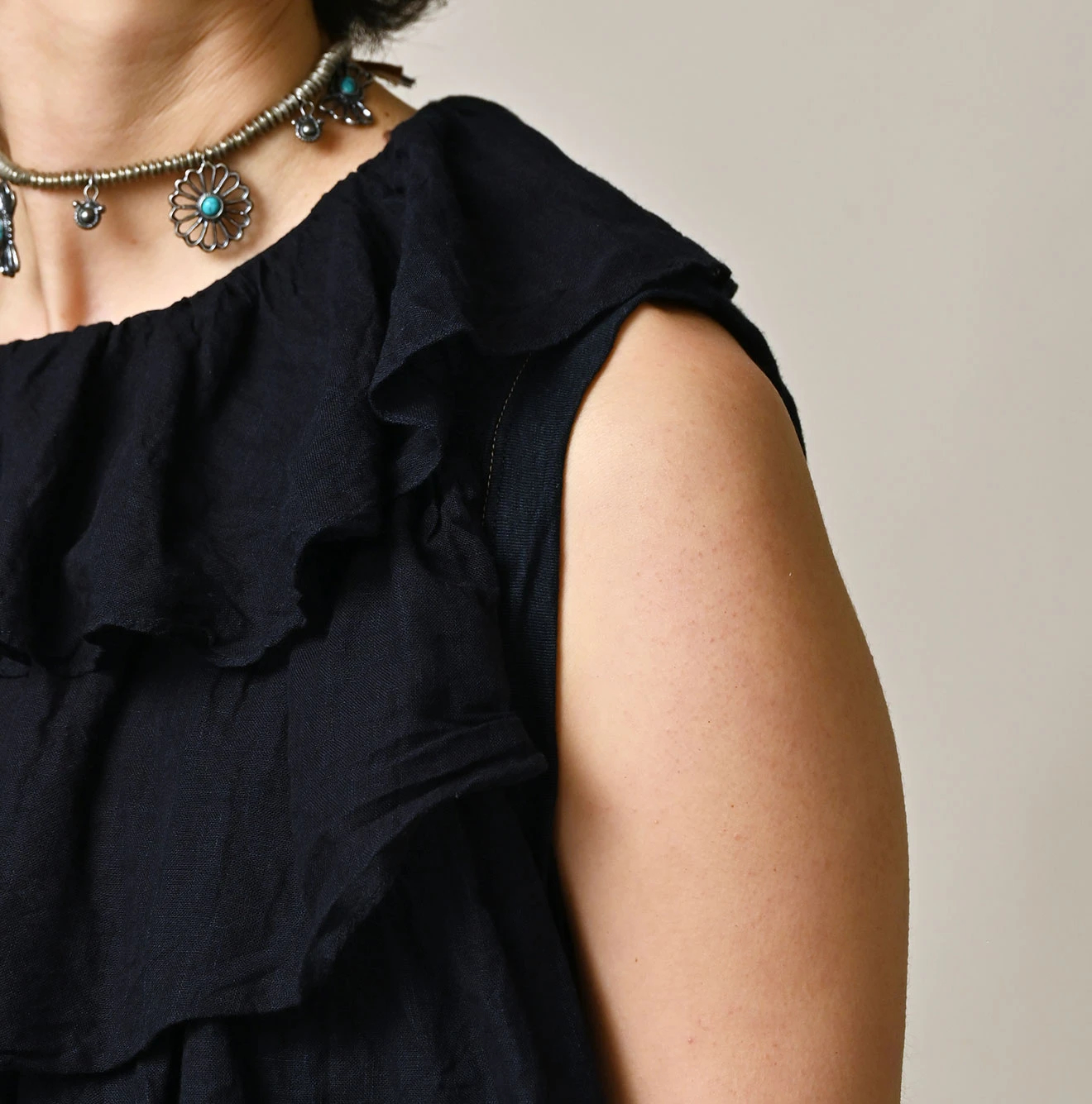 45R(フォーティファイブアール) |天竺×ガーゼのフリルキャミ（インディゴ）