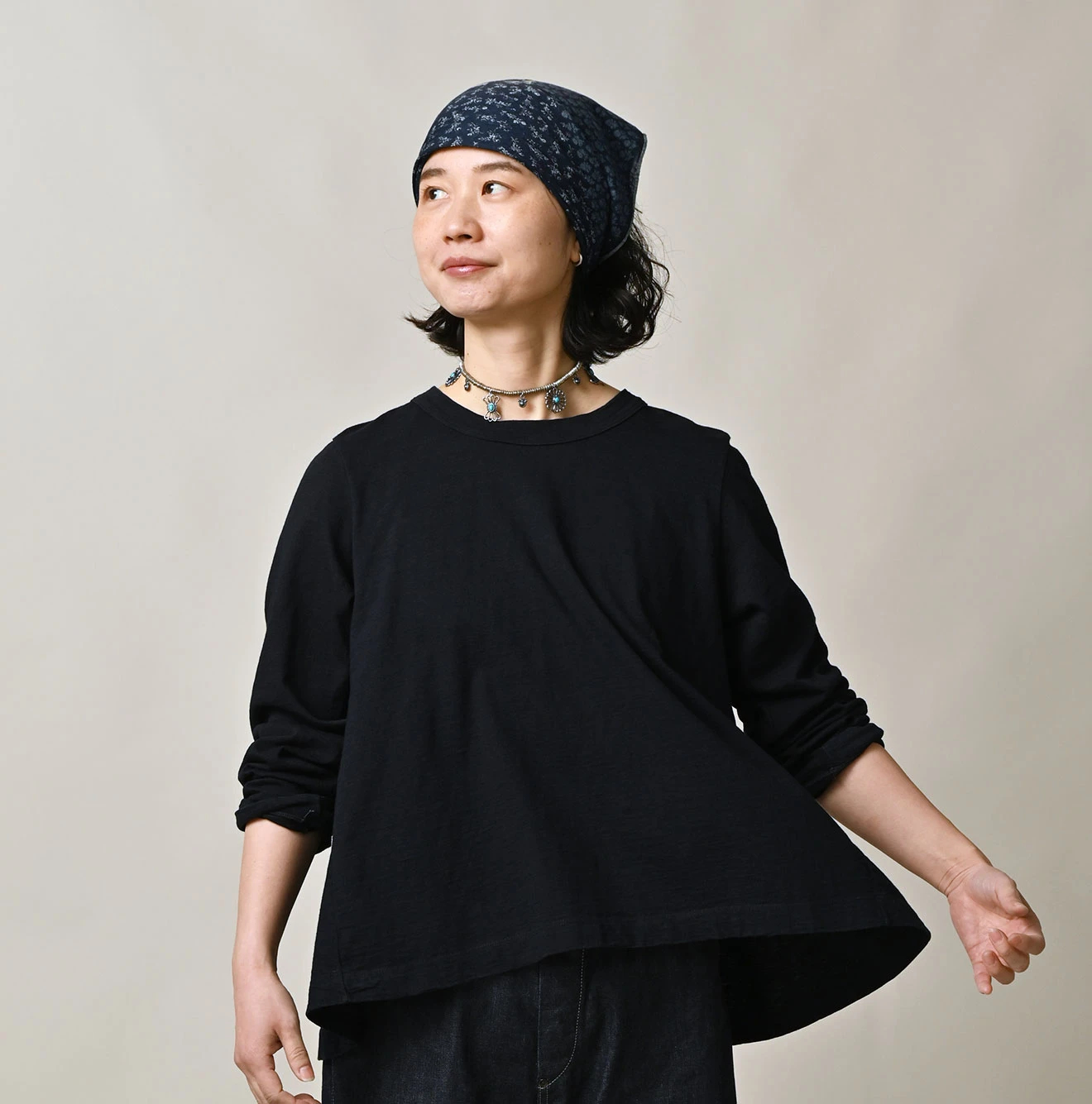 45R(フォーティファイブアール) |天竺のフレアTシャツ（インディゴ 濃）