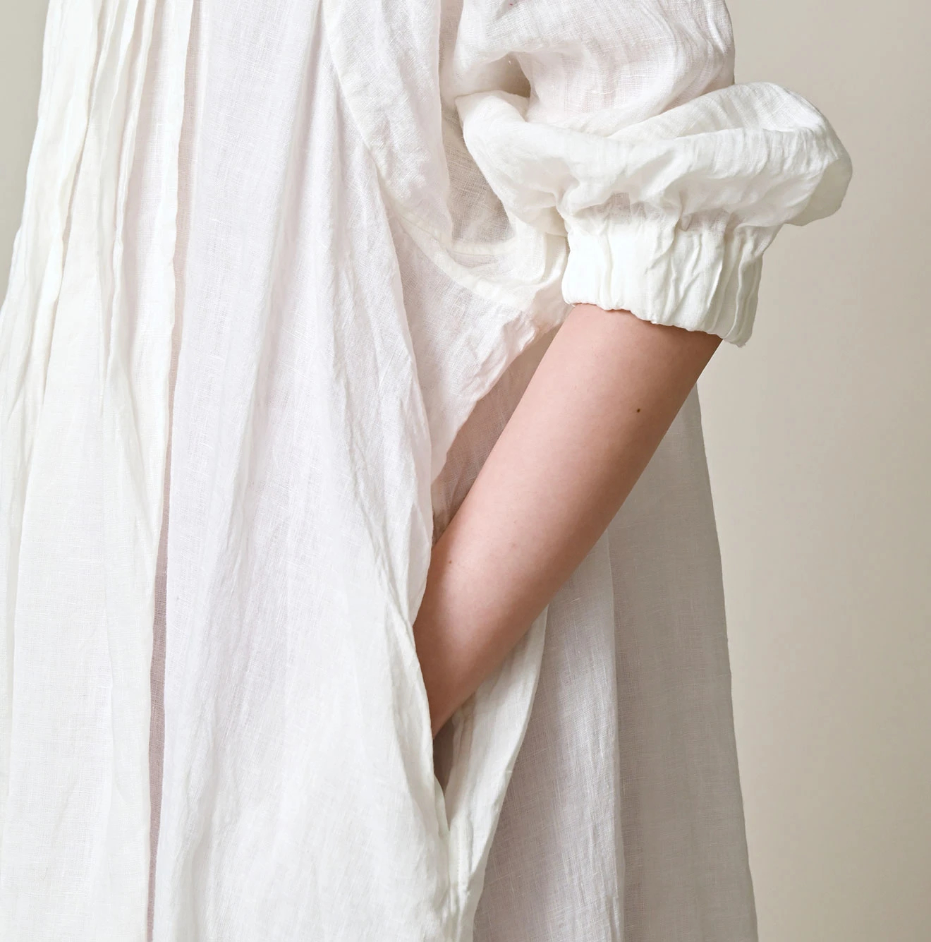 45R(フォーティファイブアール) |インドリネンのタックドレス