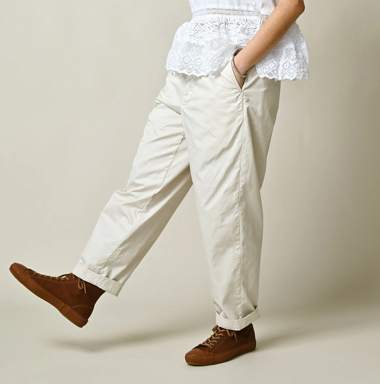 45R(フォーティファイブアール) |薄ギャバの908ニームパンツ