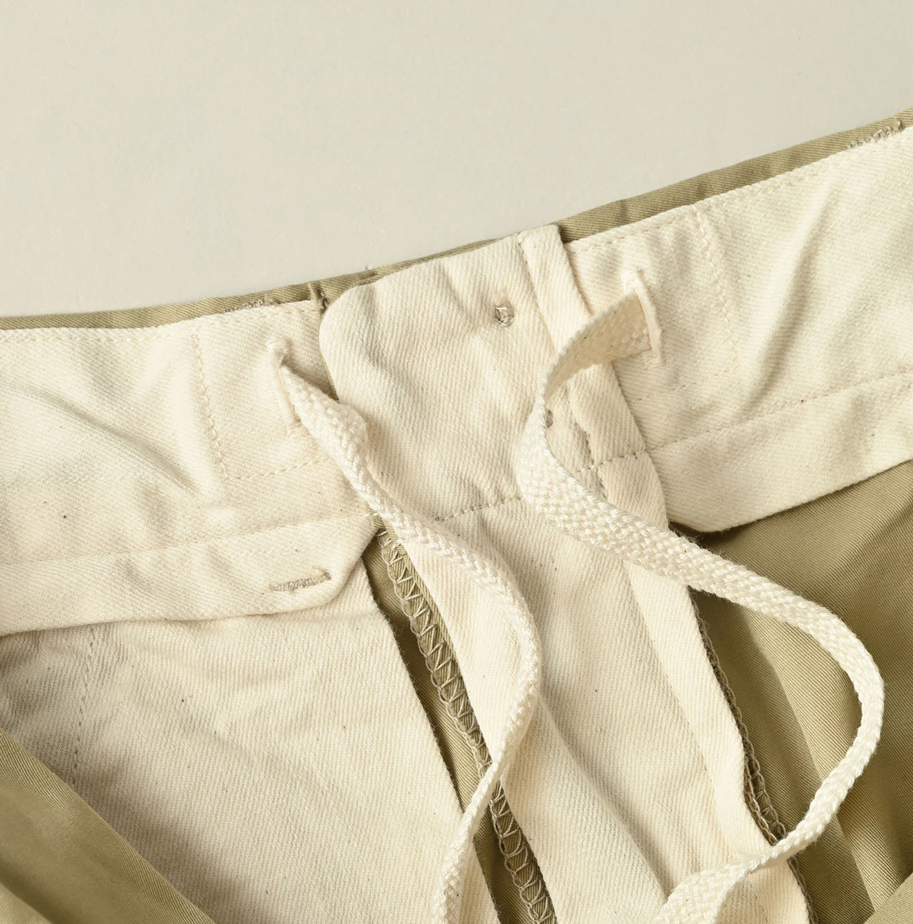 45R(フォーティファイブアール) |薄ギャバの908ニームパンツ