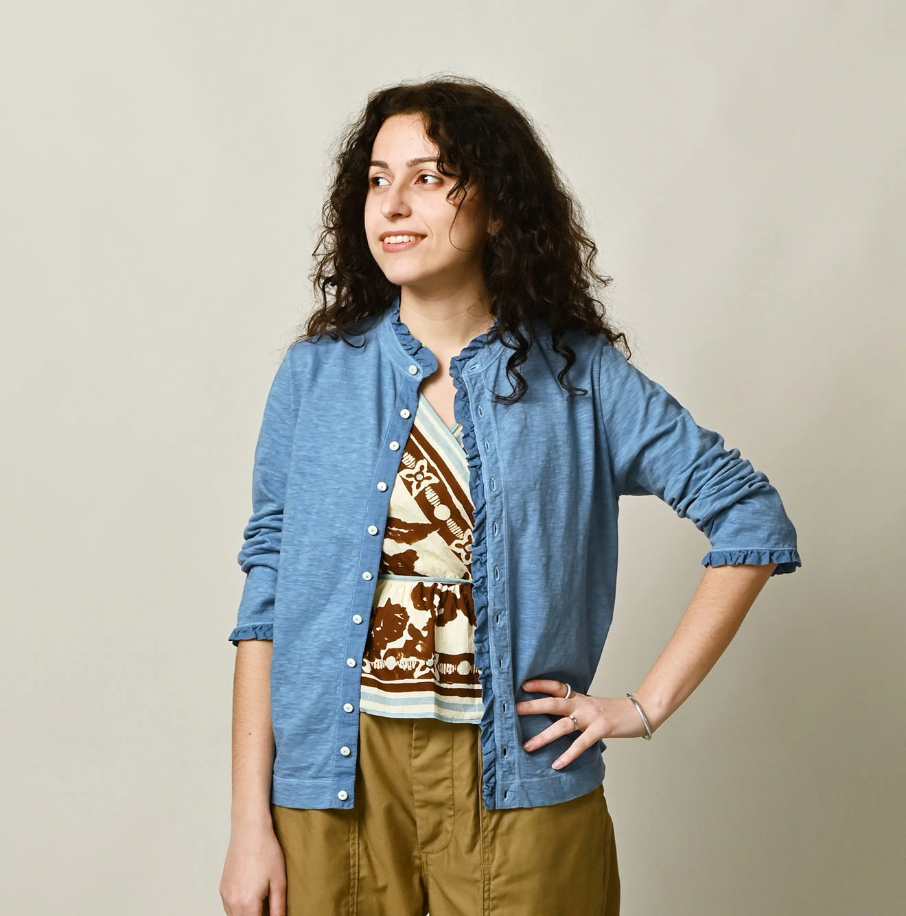 45R(フォーティファイブアール) |天竺のフリル四角カーディガン（45草染）