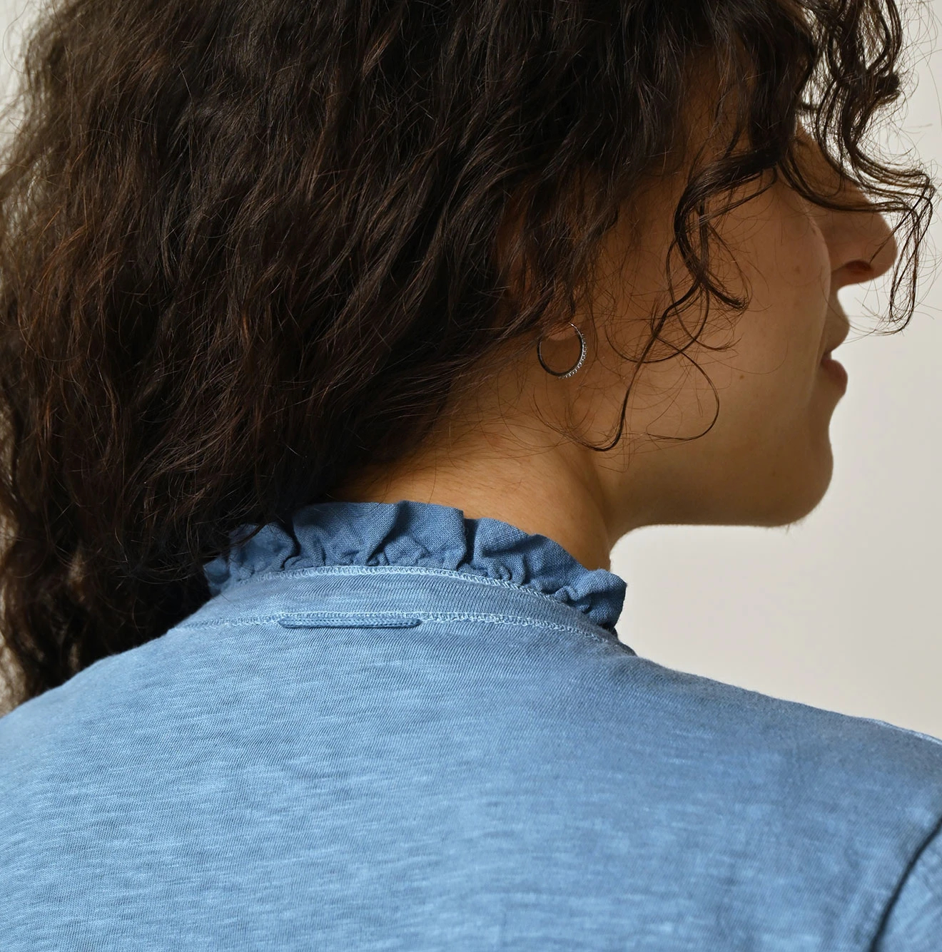 45R(フォーティファイブアール) |天竺のフリル四角カーディガン（45草染）