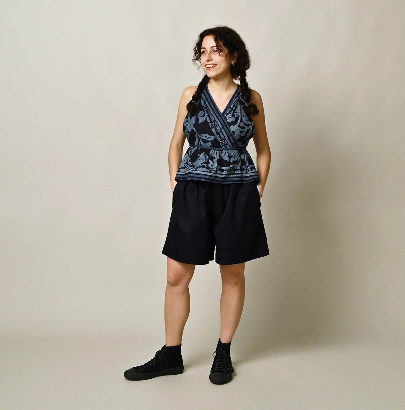 45R(フォーティファイブアール) |インドカディのフラックスフラワータンクブラ（インディゴ）