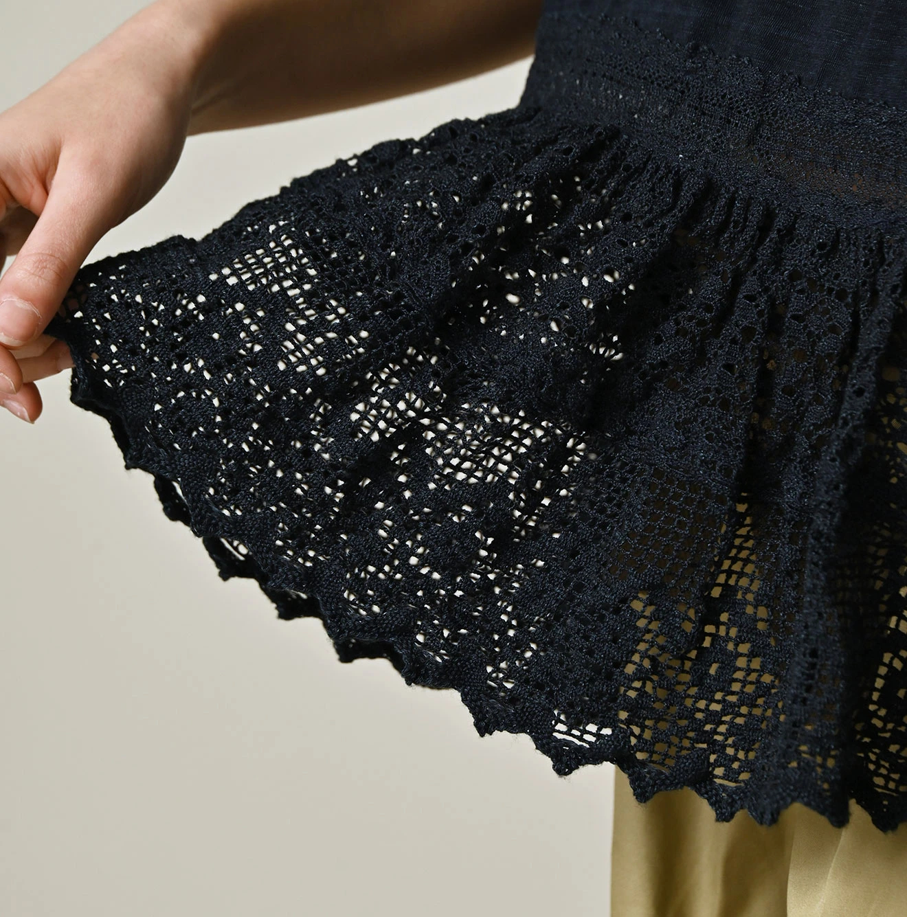 45R(フォーティファイブアール) |天竺×レースのMキャミ（インディゴ）