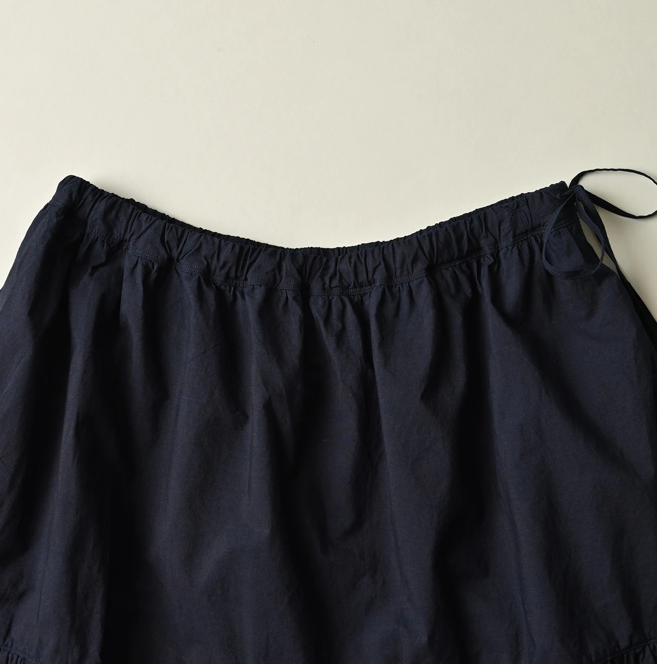 45R(フォーティファイブアール) |バチストカットワークのスカート（インディゴ）