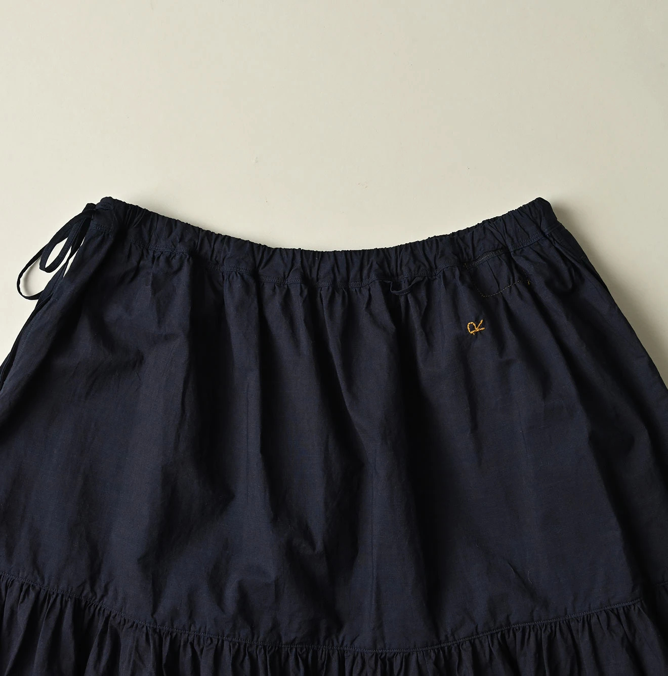 45R(フォーティファイブアール) |バチストカットワークのスカート（インディゴ）