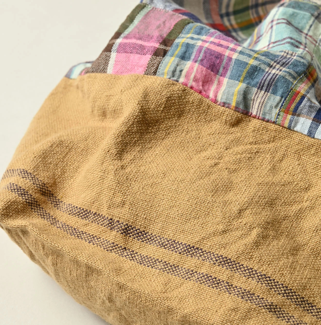 45R(フォーティファイブアール) |インドリネンのパッチワークトートバッグ