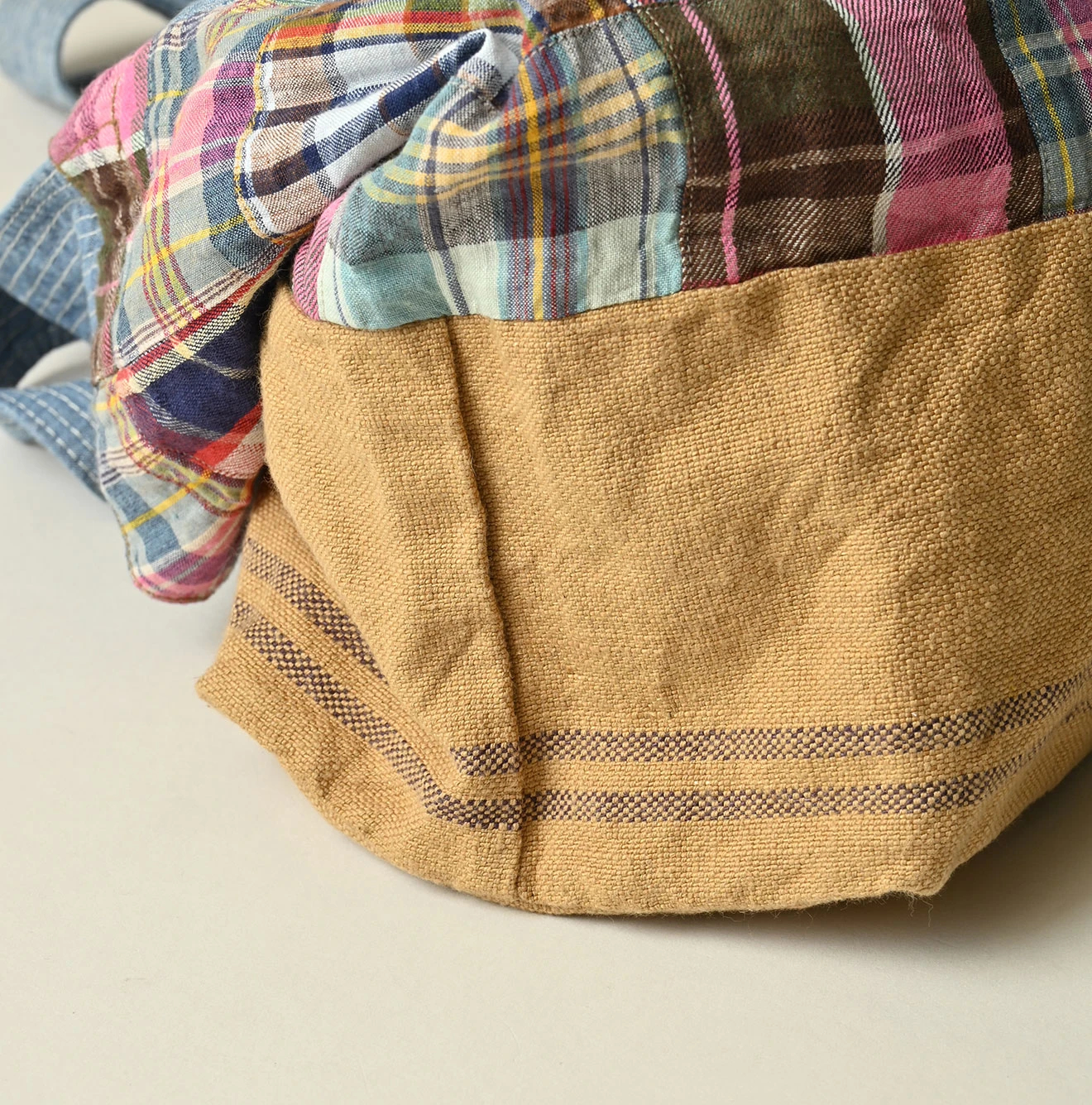 45R(フォーティファイブアール) |インドリネンのパッチワークトートバッグ