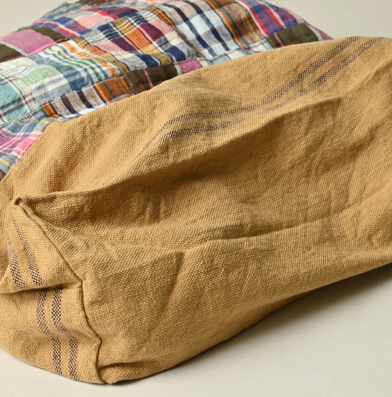 45R(フォーティファイブアール) |インドリネンのパッチワークトートバッグ