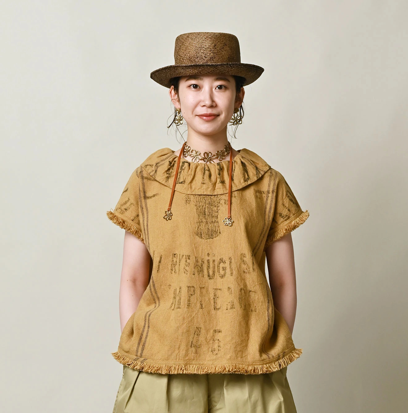 45R(フォーティファイブアール) |インドリネンサックのフリンジノースリーブトップ