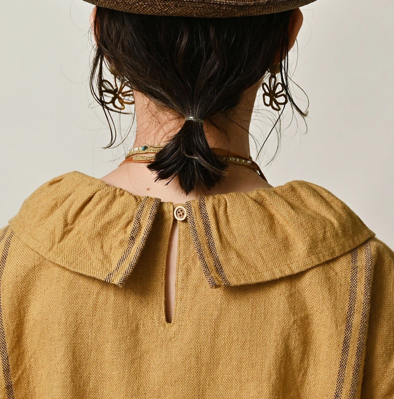 45R(フォーティファイブアール) |インドリネンサックのフリンジノースリーブトップ