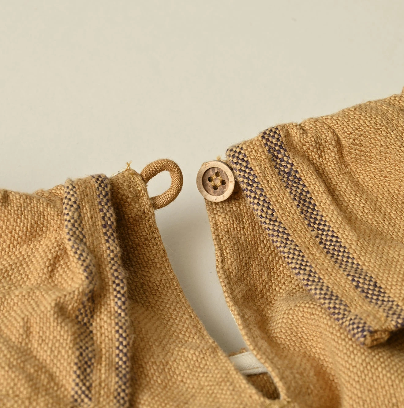 45R(フォーティファイブアール) |インドリネンサックのフリンジノースリーブトップ