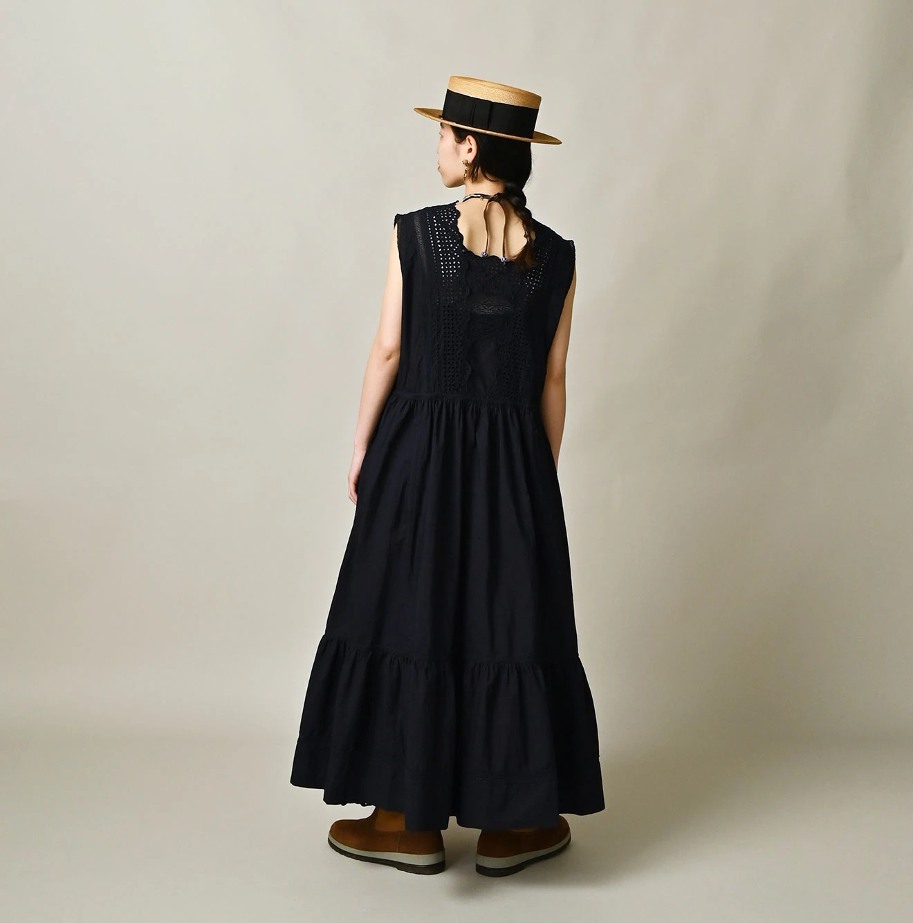 45R(フォーティファイブアール) |バチストカットワークのドレス（インディゴ）