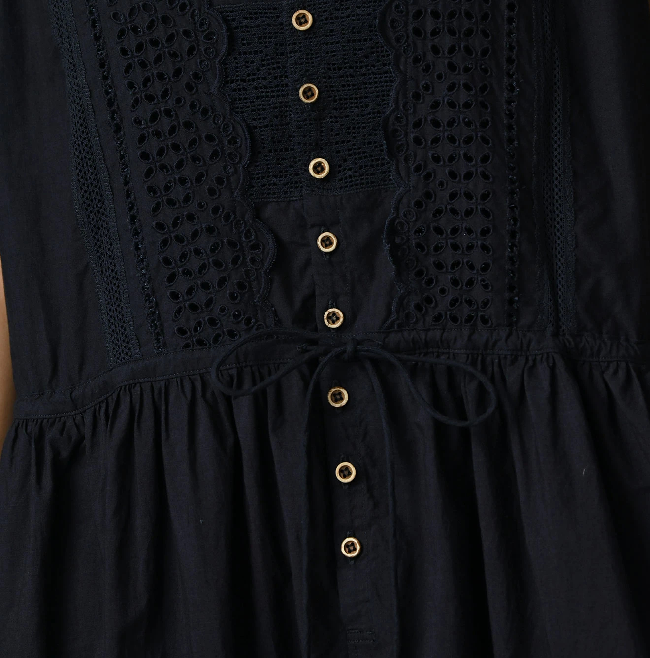 45R(フォーティファイブアール) |バチストカットワークのドレス（インディゴ）