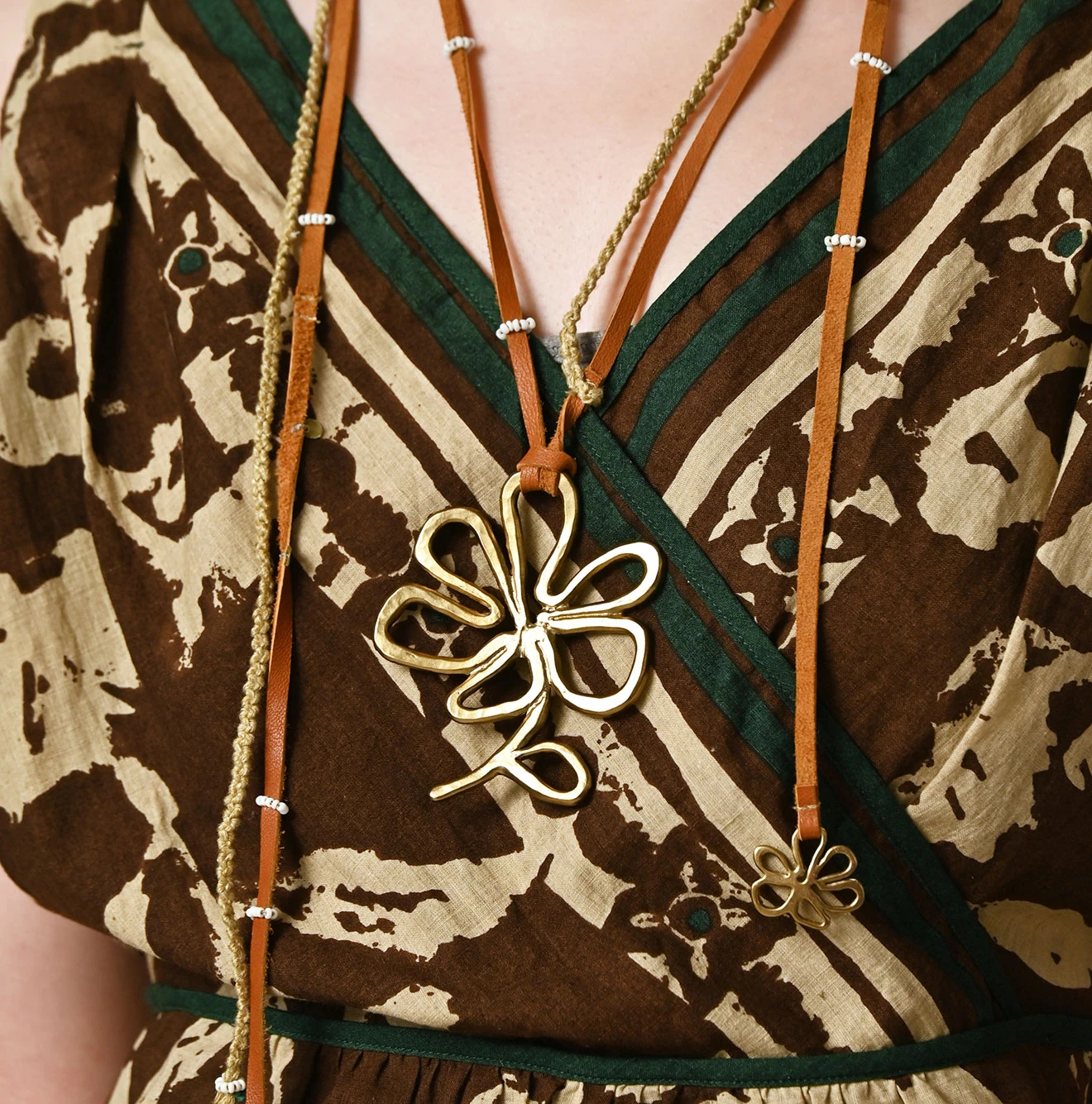 45R(フォーティファイブアール) |フラワーネックレス