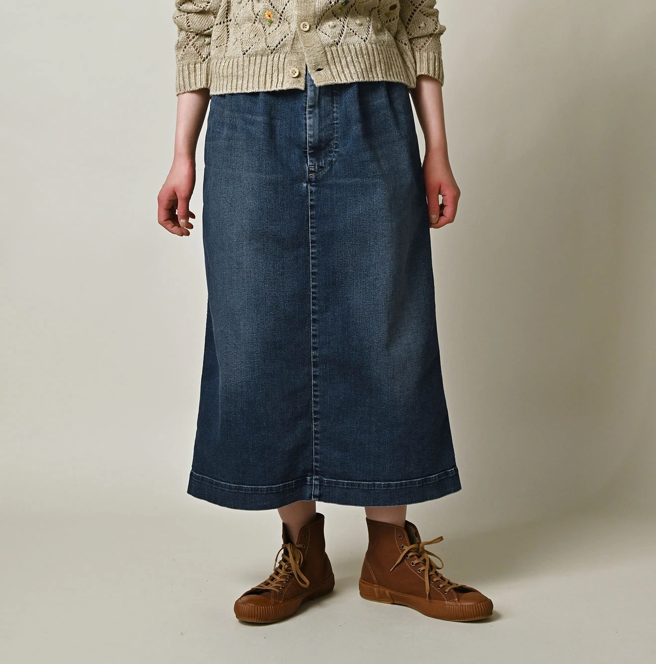 45R(フォーティファイブアール) |麦比古ストレッチデニムのペンシルスカート（重）