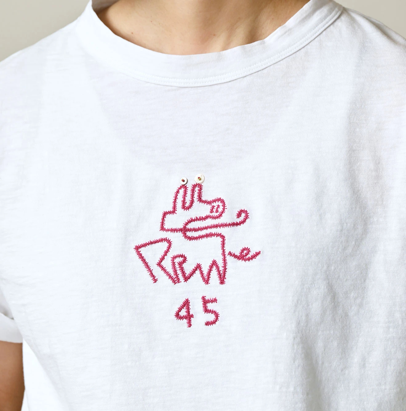 45R(フォーティファイブアール) |ナスッピー刺繍の908Tシャツ