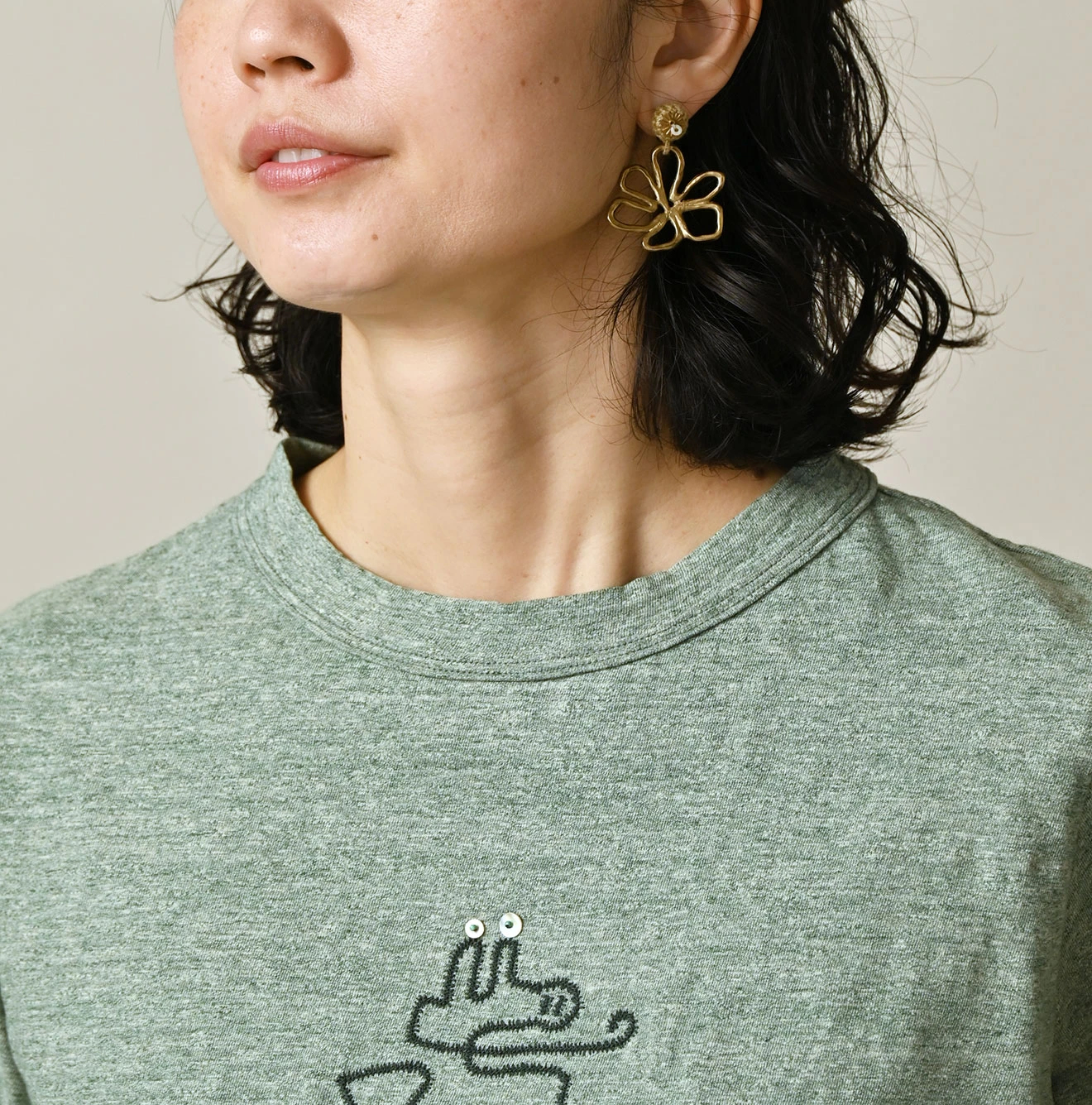 45R(フォーティファイブアール) |ナスッピー刺繍の908Tシャツ（トップ）