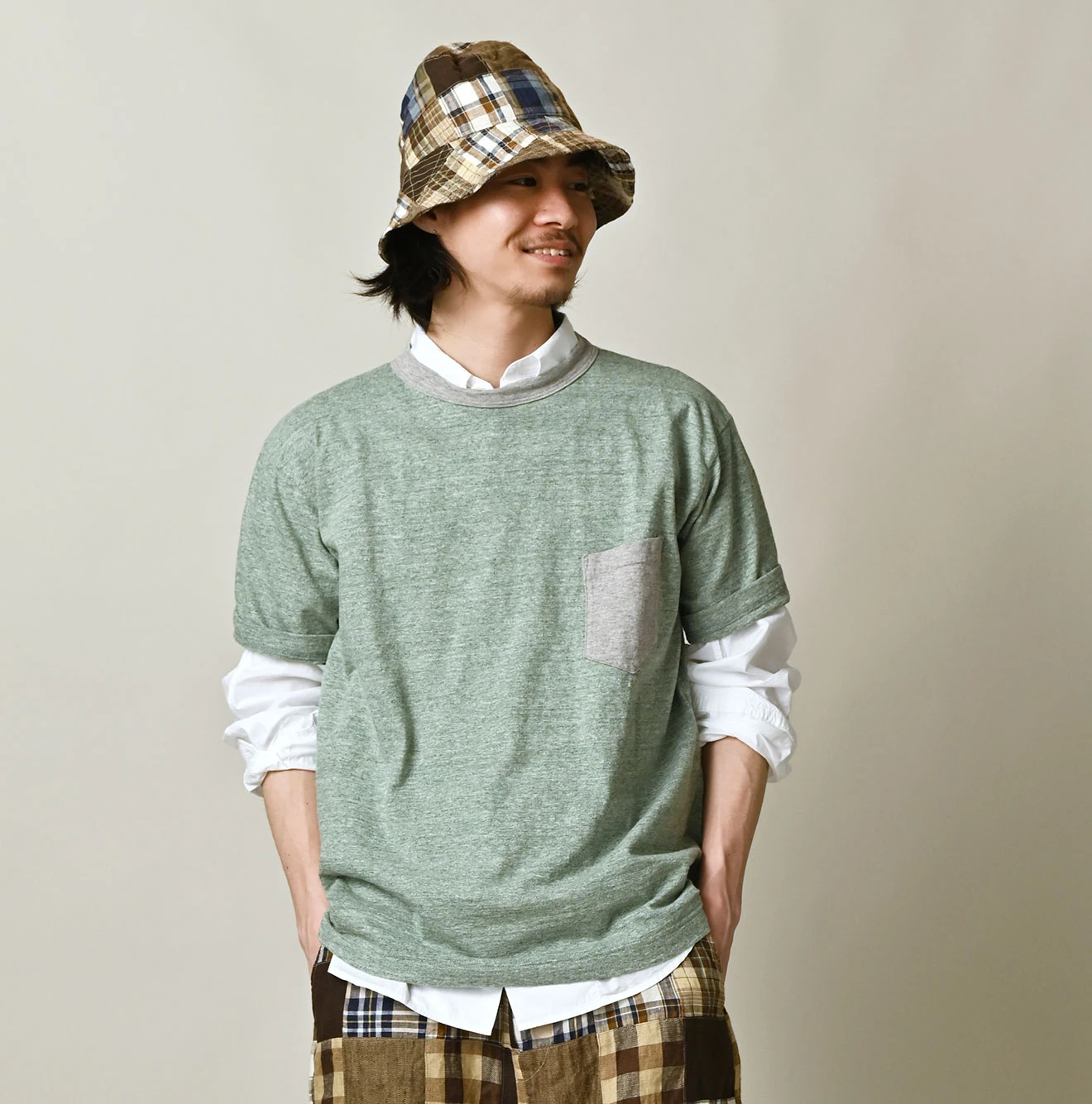 45R(フォーティファイブアール) |クレリックアーチロゴプリントの908Tシャツ（トップ）