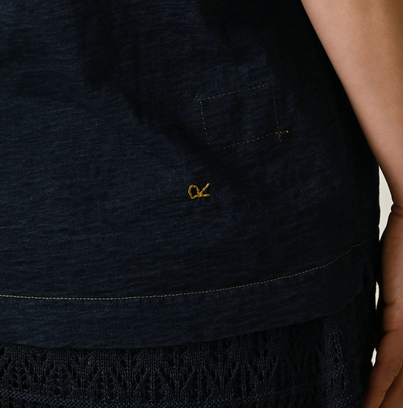45R（フォーティファイブアール）| ナスッピー刺繍の908Tシャツ