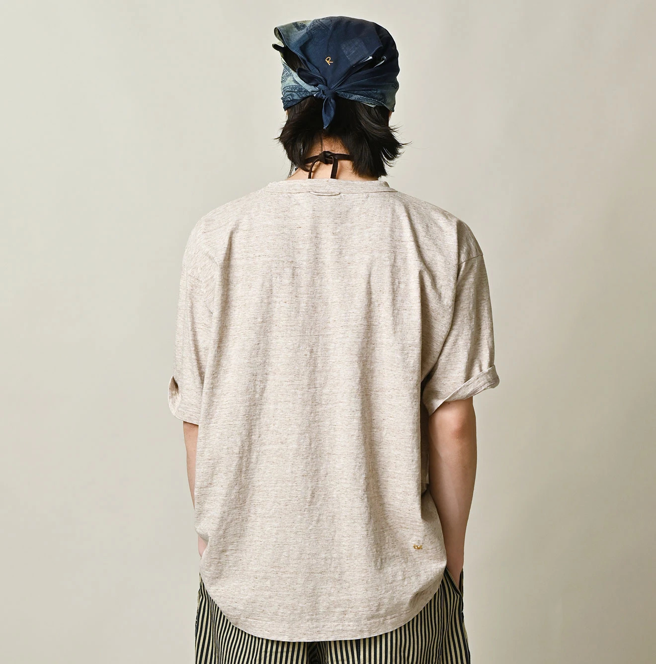 45R(フォーティファイブアール) |ナスッピープリントの908オーシャンTシャツ（トップ）