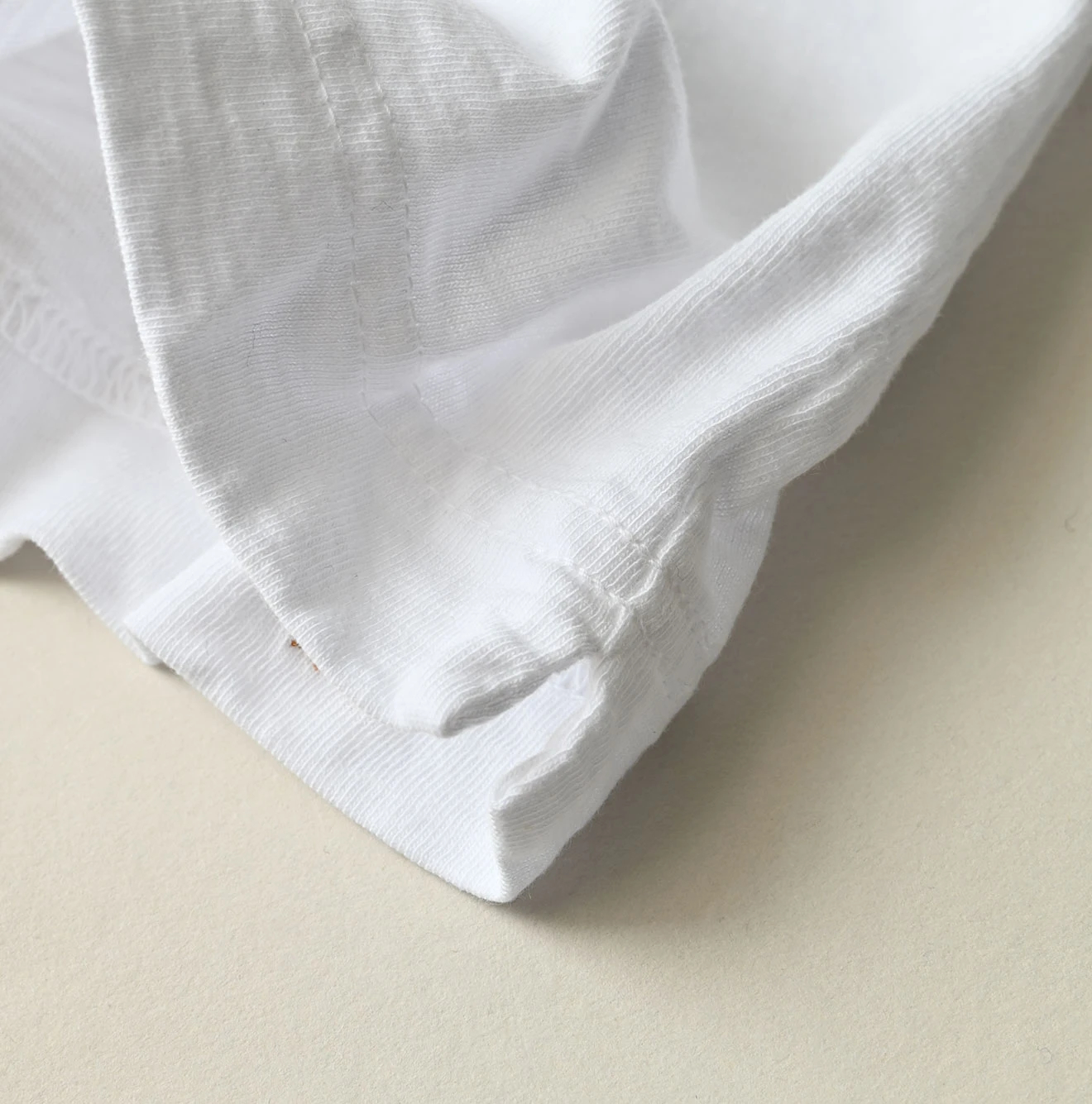 45R(フォーティファイブアール) |ナスッピープリントの908オーシャンTシャツ