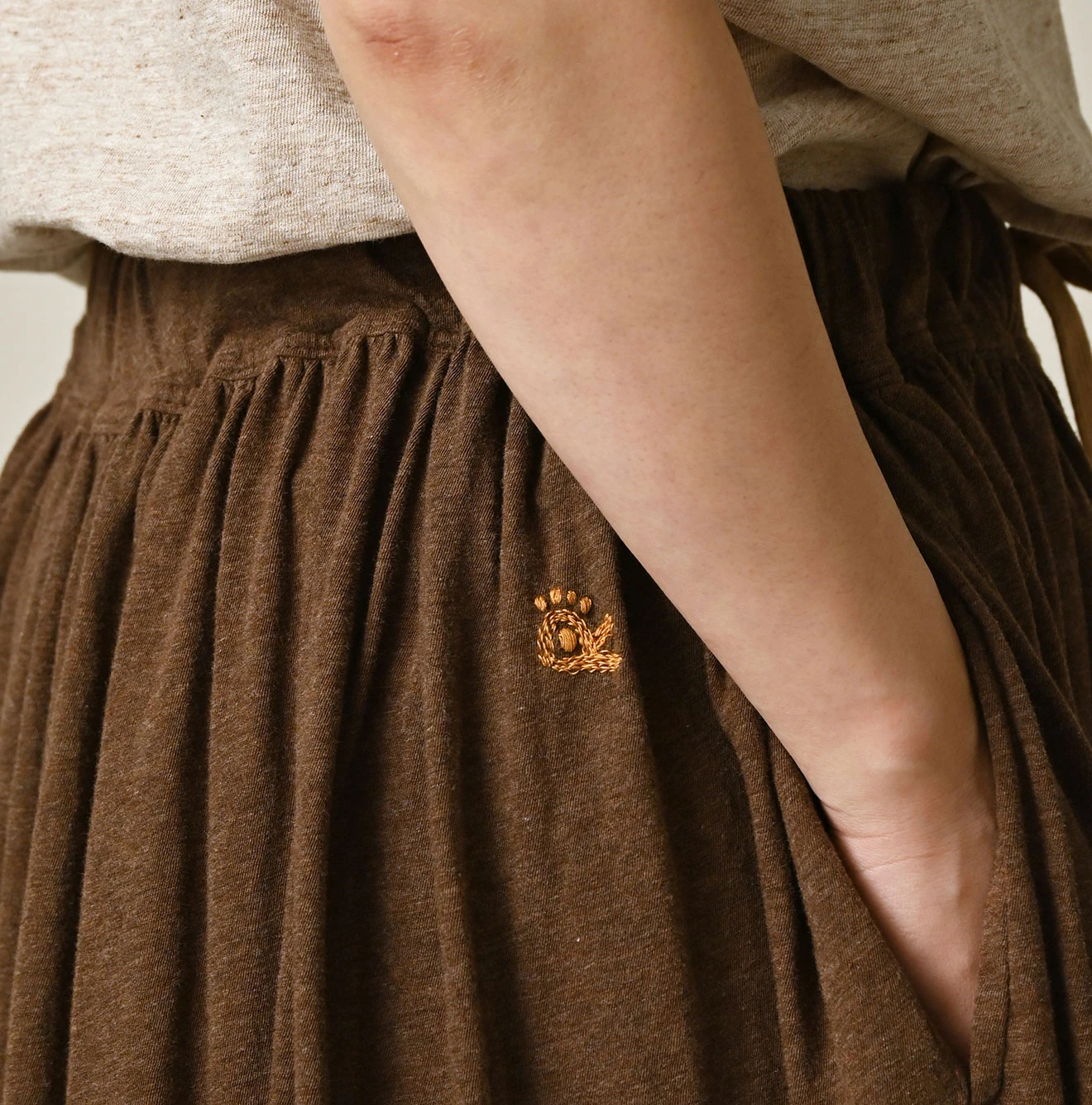 45R(フォーティファイブアール) |ONEONE 宝物のギャザースカート（トップ）