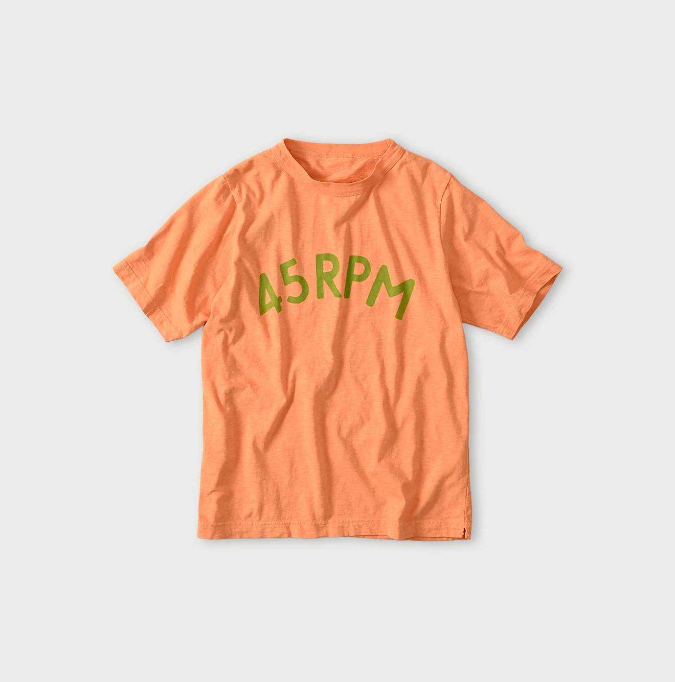 45R(フォーティファイブアール) |ビッグロゴプリントの908Tシャツ