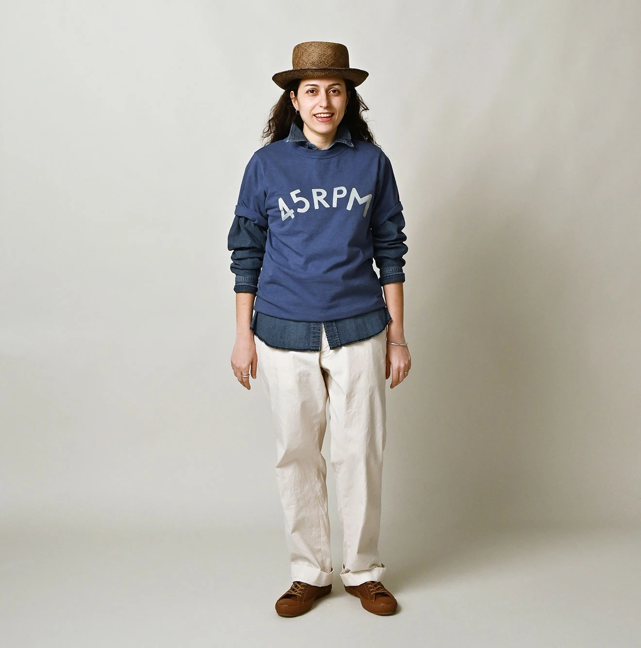 45R(フォーティファイブアール) |ビッグロゴプリントの908Tシャツ