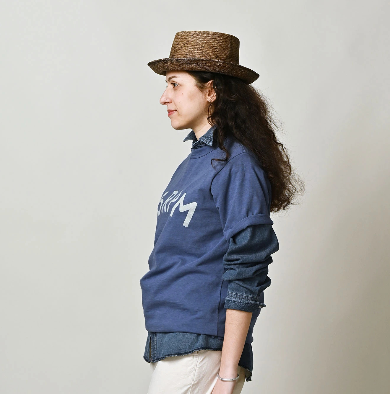 45R(フォーティファイブアール) |ビッグロゴプリントの908Tシャツ