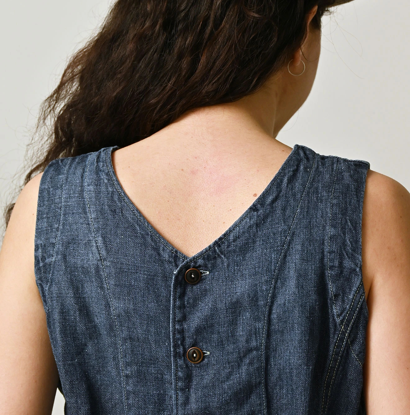 45R(フォーティファイブアール) |リネンデニムのオープンノースリーブ（重）