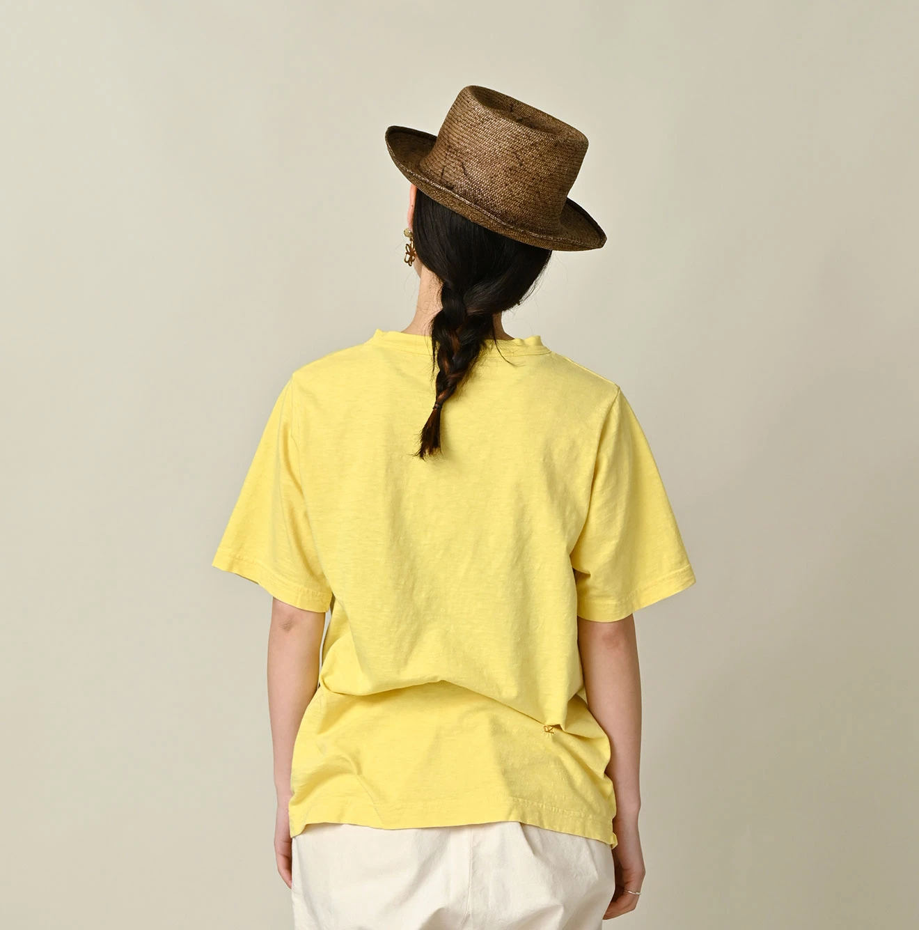 45R(フォーティファイブアール) |アゲハ刺繍ロゴプリントの908Tシャツ