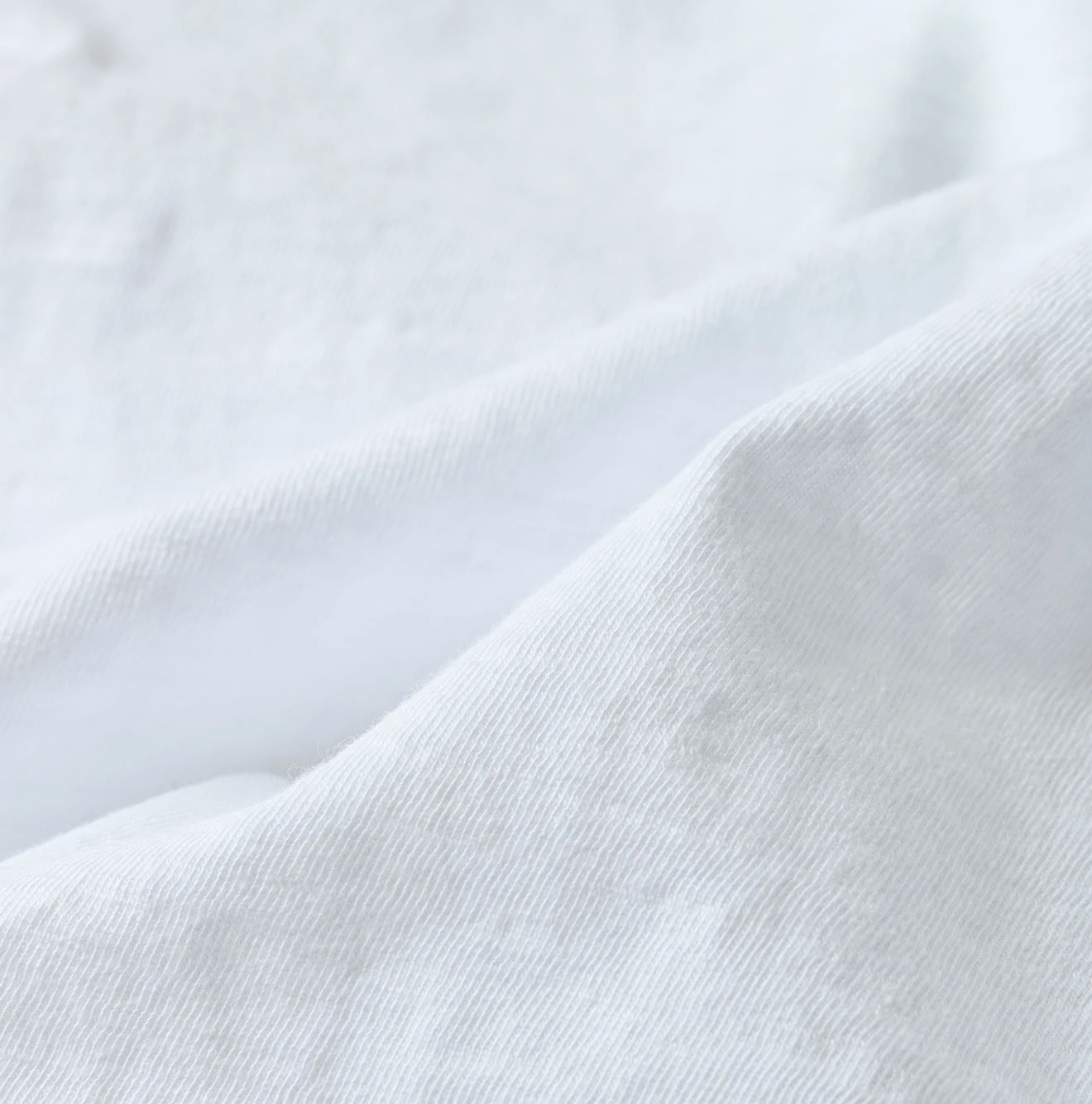 45R(フォーティファイブアール) |アゲハ刺繍ロゴプリントの908Tシャツ