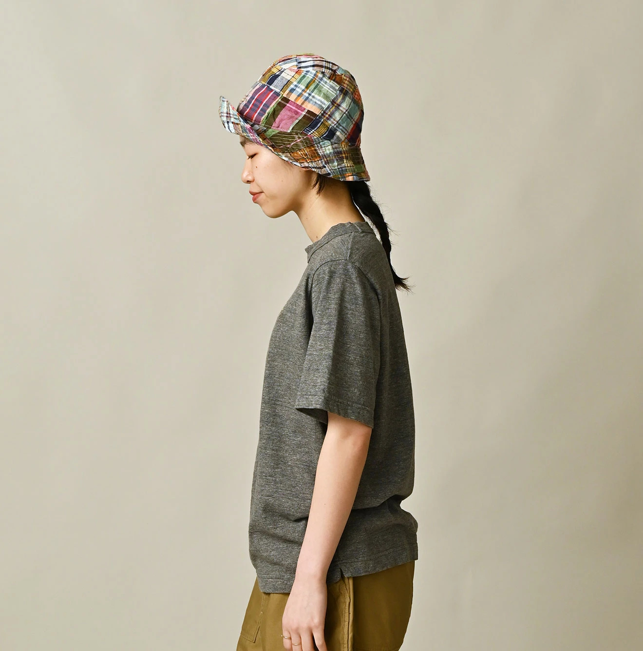 45R(フォーティファイブアール) |アゲハ刺繍ロゴプリントの908Tシャツ（トップ）