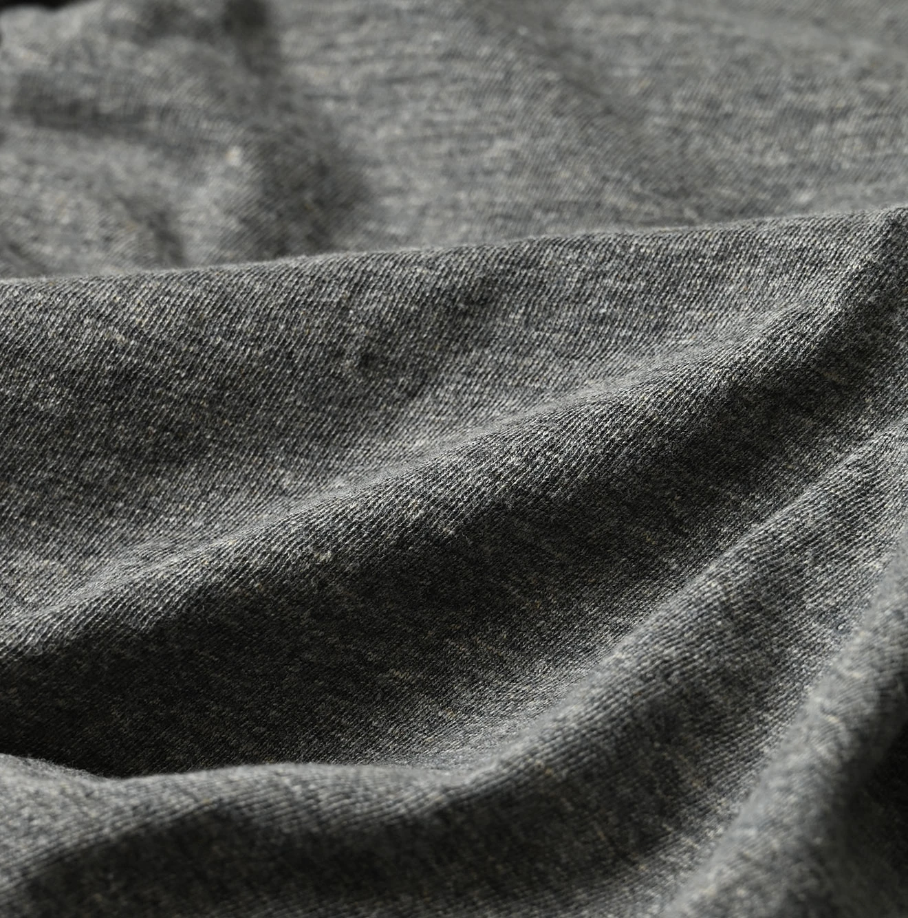 45R(フォーティファイブアール) |アゲハ刺繍ロゴプリントの908Tシャツ（トップ）