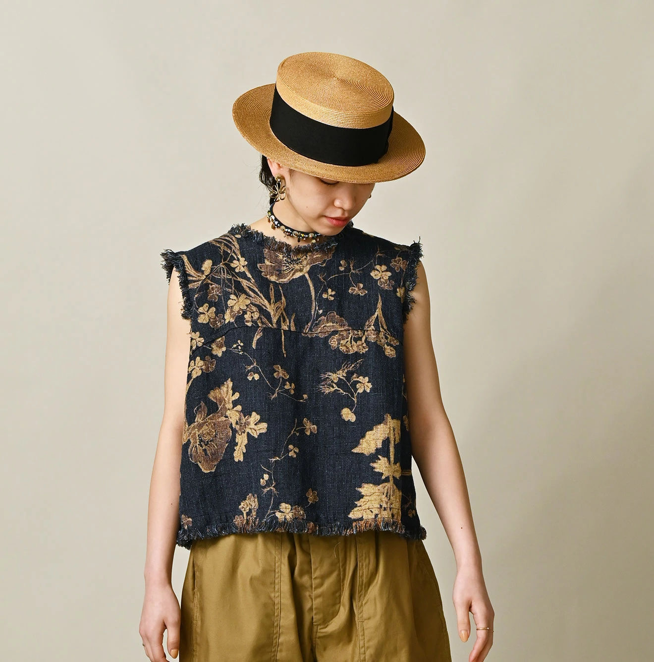 45R(フォーティファイブアール) |ギマゴザダックリンネルプリントのノースリーブトップ（インディゴ）