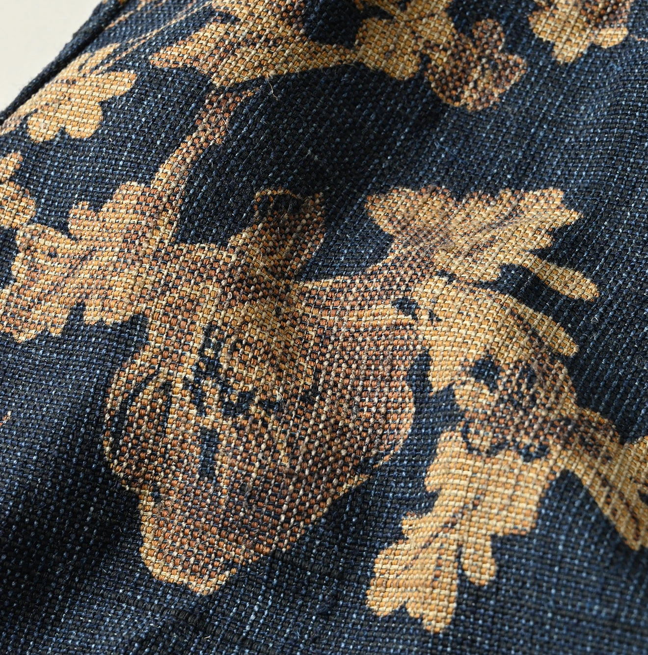 45R(フォーティファイブアール) |ギマゴザダックリンネルプリントのノースリーブトップ（インディゴ）