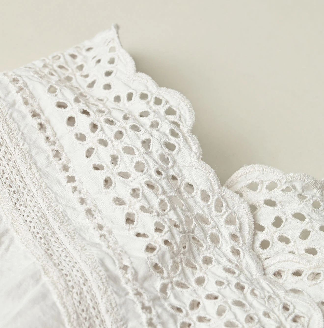 45R(フォーティファイブアール) |バチストカットワークのノースリーブトップ