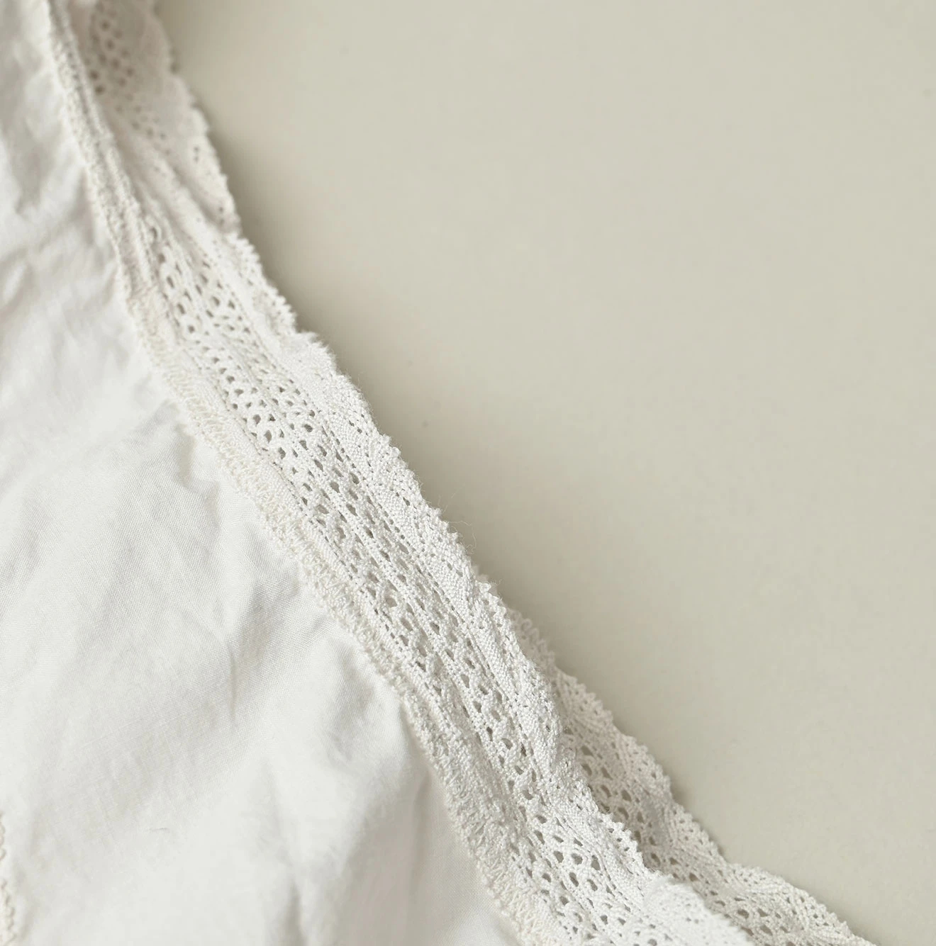 45R(フォーティファイブアール) |バチストカットワークのノースリーブトップ