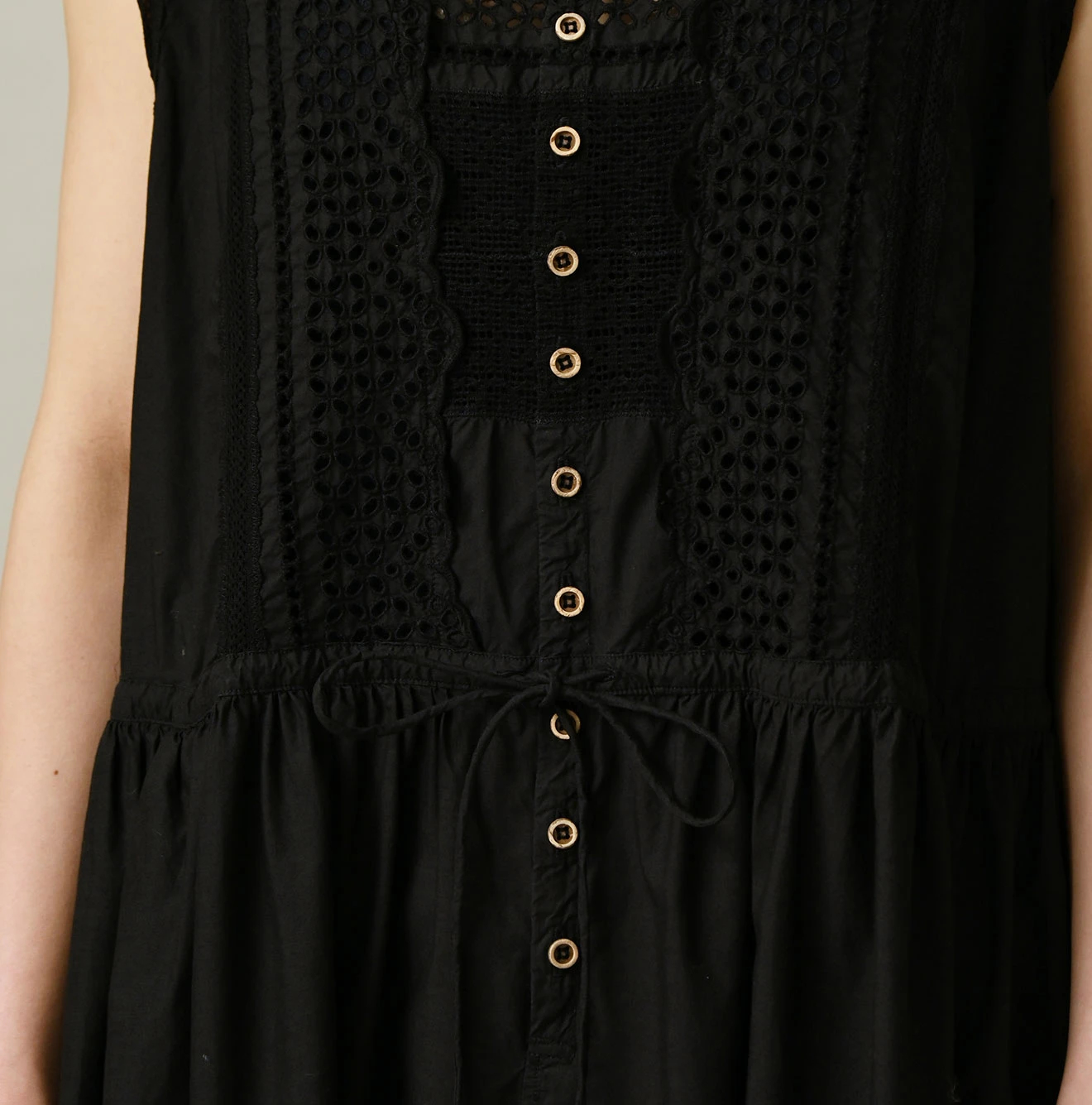 45R(フォーティファイブアール) |バチストカットワークのドレス