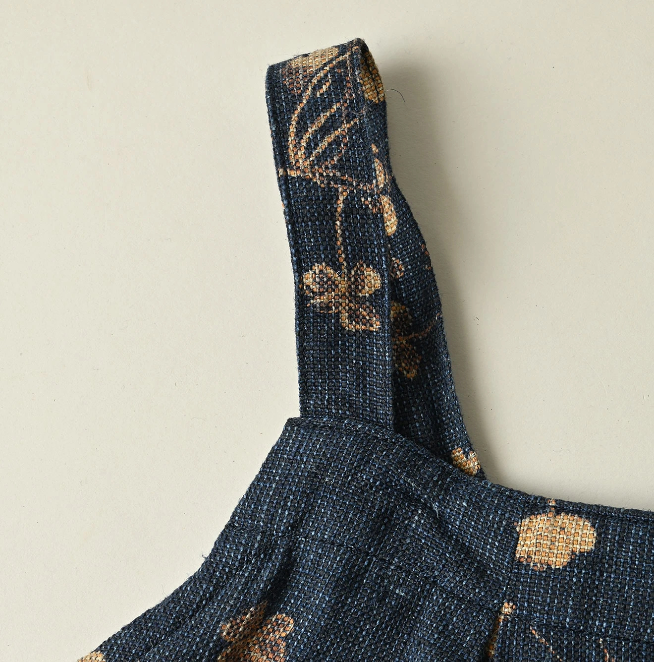 45R(フォーティファイブアール) |ギマゴザダックリンネルプリントのタックタックドレス（インディゴ）