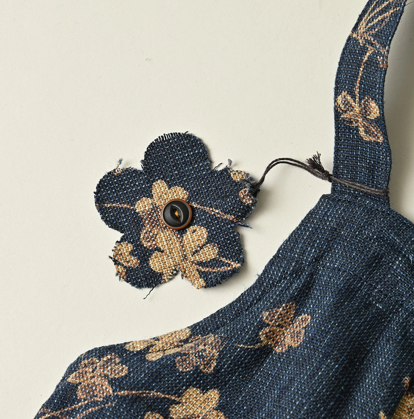 45R(フォーティファイブアール) |ギマゴザダックリンネルプリントのタックタックドレス（インディゴ）