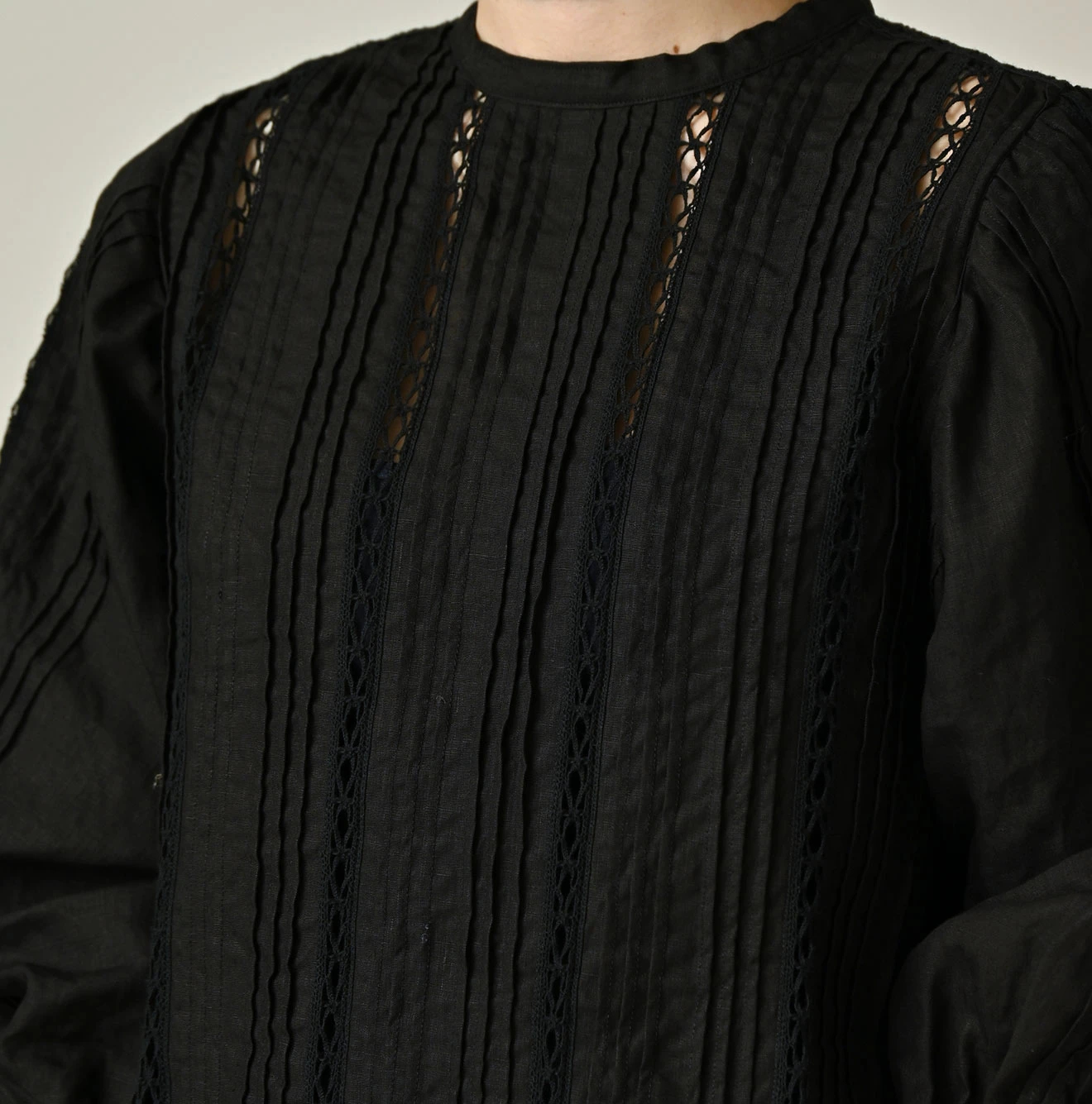 45R(フォーティファイブアール) |リネンのピンタックレースブラウス