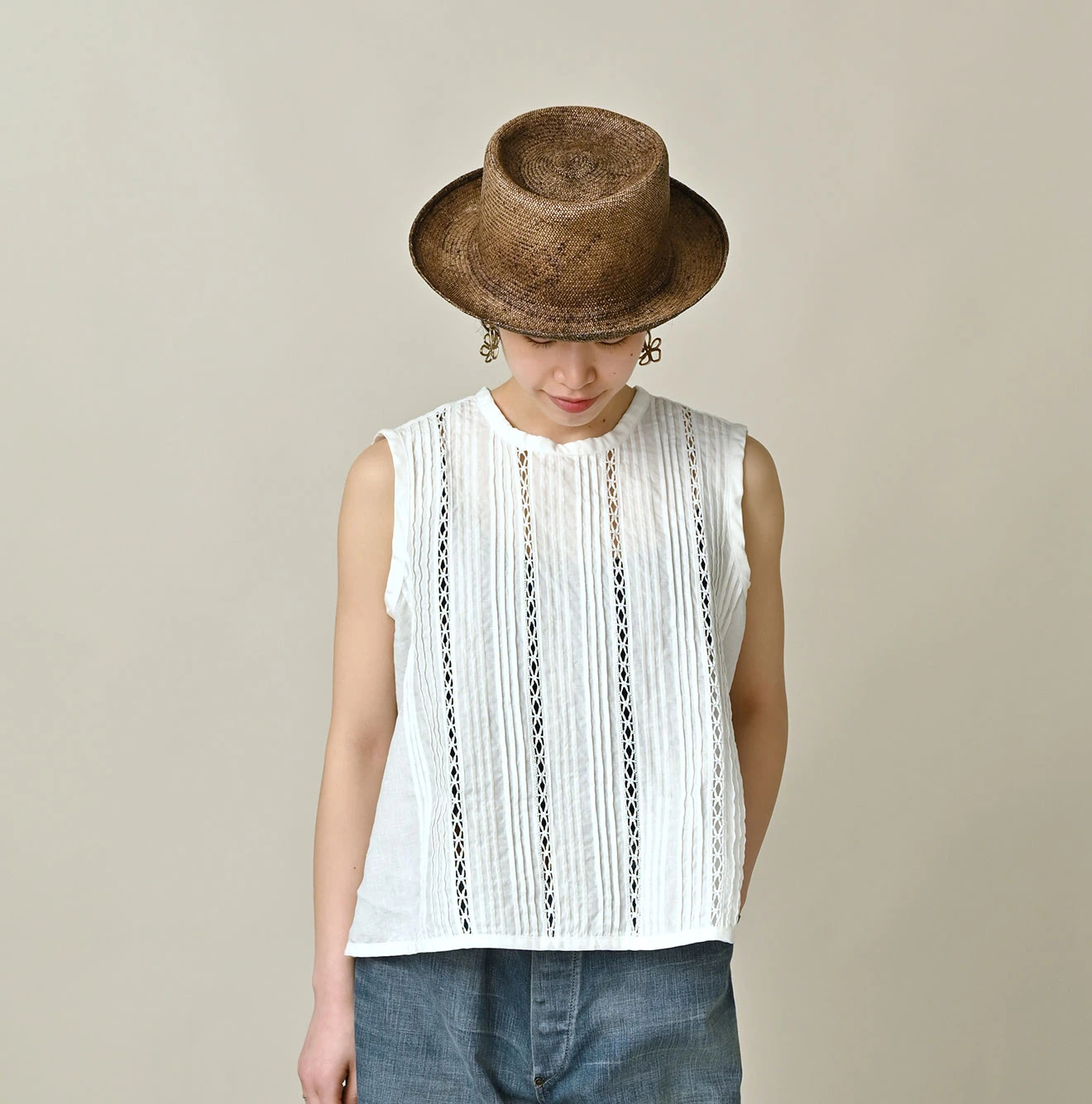 45R(フォーティファイブアール) |リネンのピンタックレースノースリーブトップ