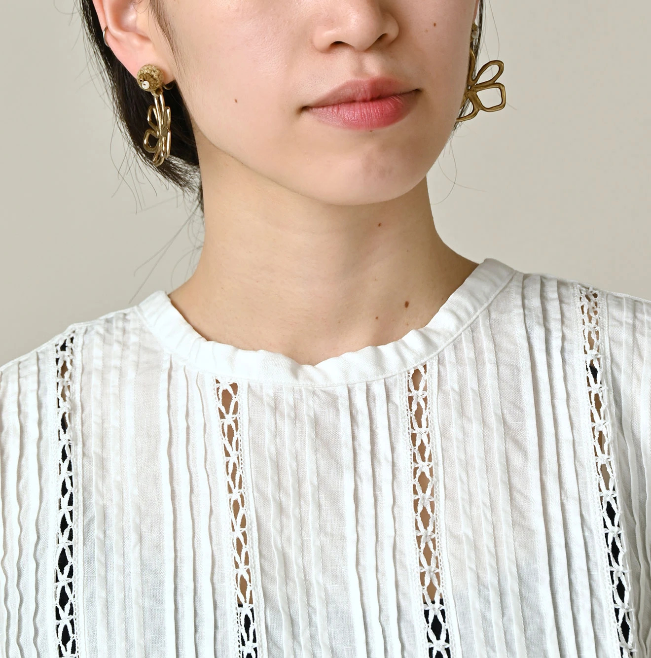 45R(フォーティファイブアール) |リネンのピンタックレースノースリーブトップ